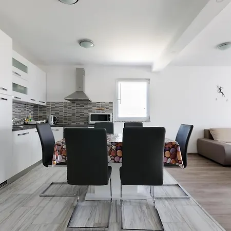 Apartment Ester