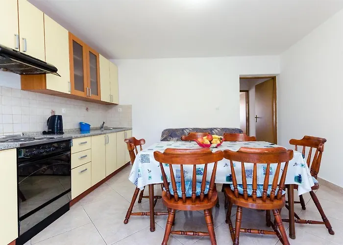 Ester Apartment Lopar