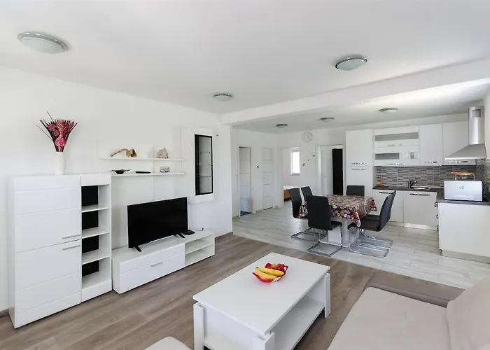 Ester Apartment Lopar