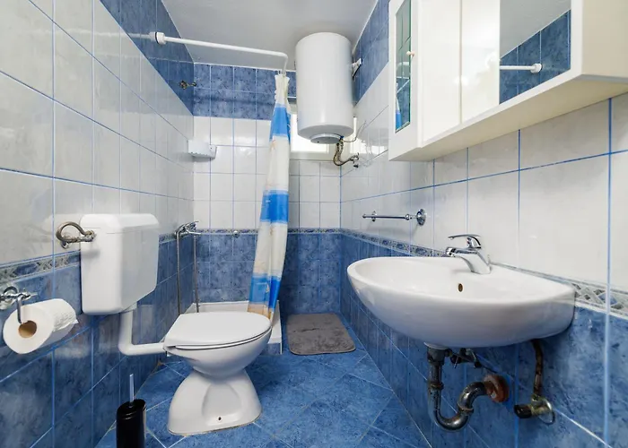 Ester Apartment