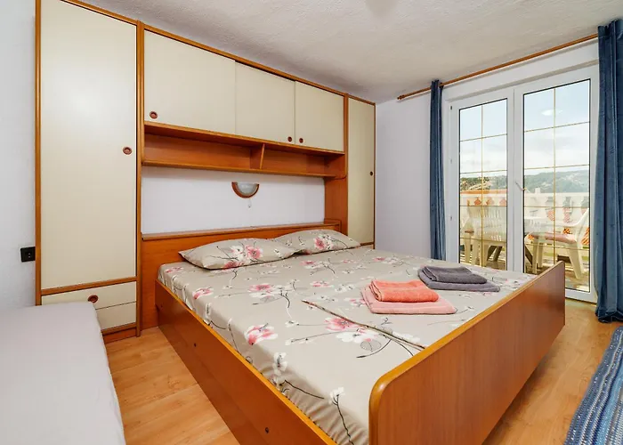 Ester Apartment